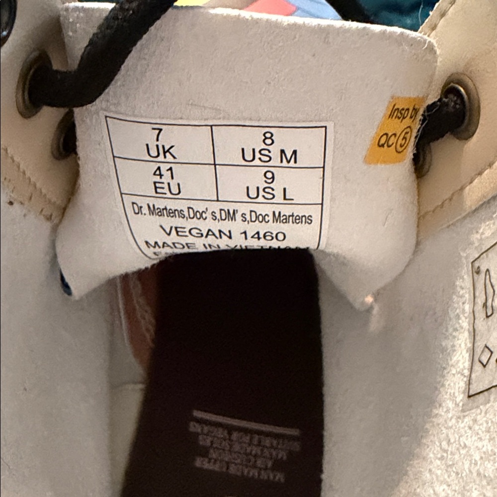 Dr. Martens Vegan 1460 Lace-Up Boots - Picture 3 of 4